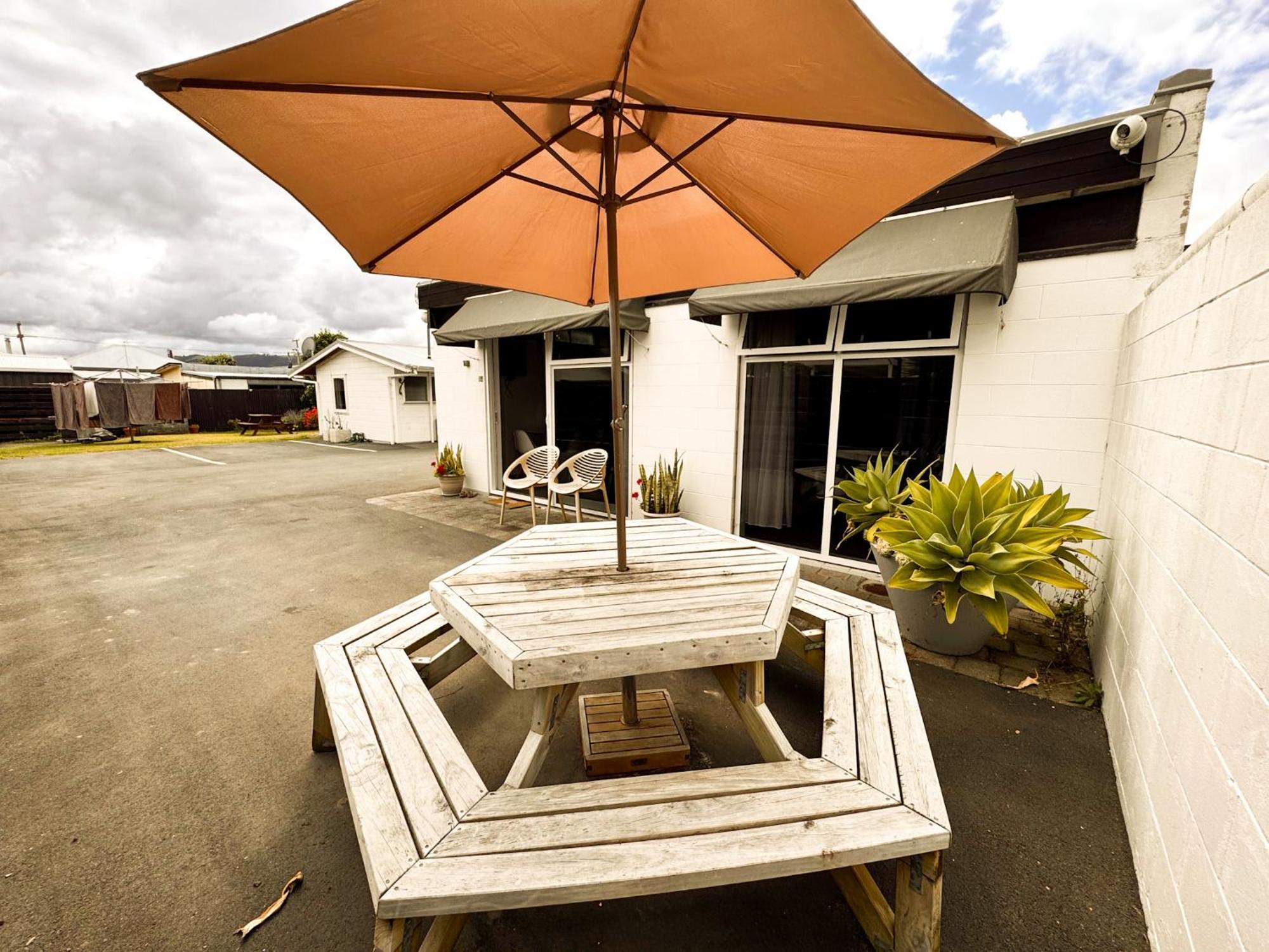 Waikanae Beach Motel Gisborne Kültér fotó