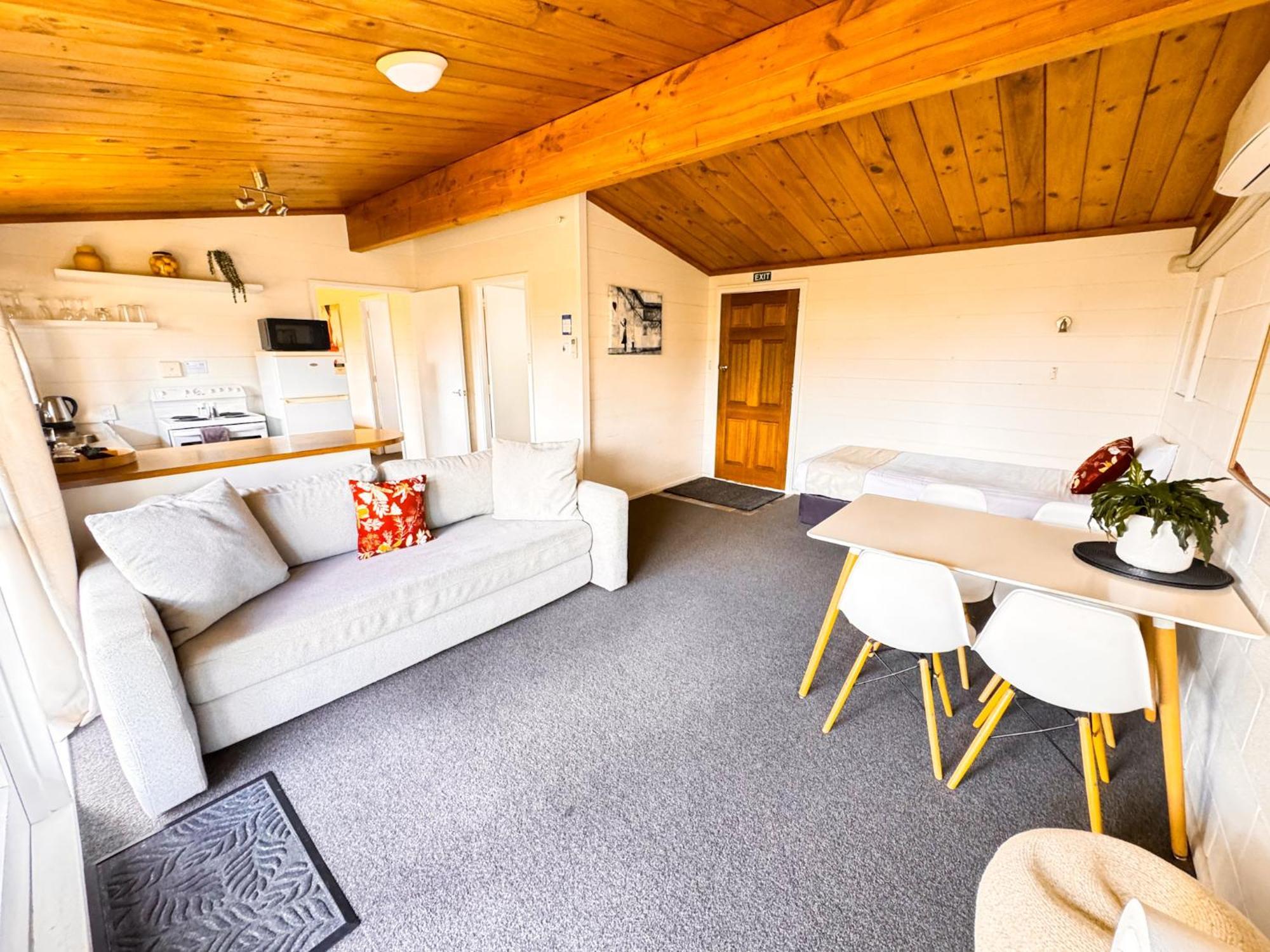 Waikanae Beach Motel Gisborne Kültér fotó